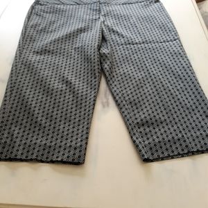 Worthington Crop Pants PRICE DROP